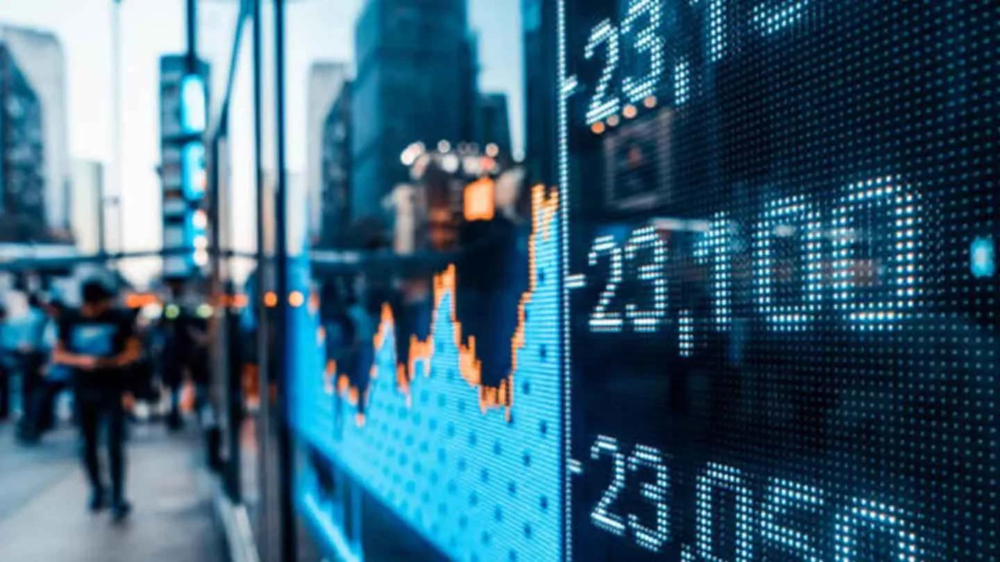 2019-04-15_24blog_diligence-due-in-at1-as-spreads-tighten