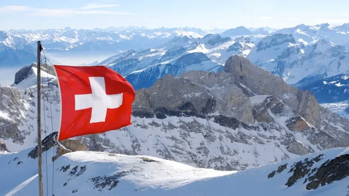 2020-12-16_SE_OU_swiss-equities-outlook-small-will-be-big_teaser