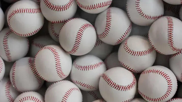 2026-05-waiting-for-the-fat-pitch_teaser.jpg